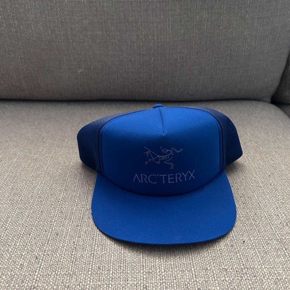 Arc'teryx Blue Mesh-Back Cap